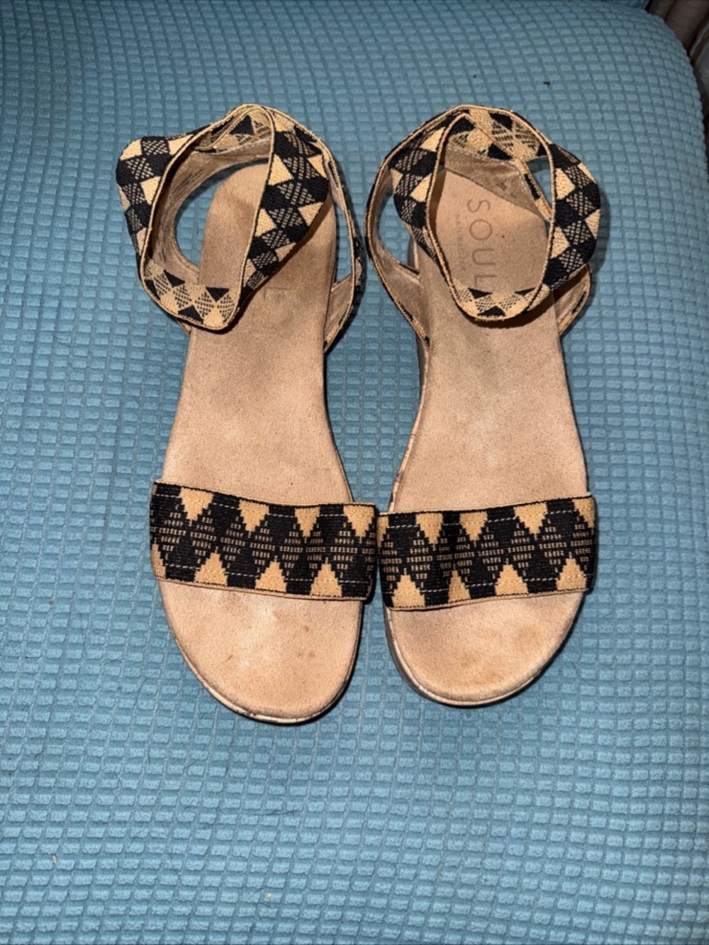 Ankle-Strap Flat Sandals Shoes Sz 10 Tan Black Naturalizer pull on espadrilles